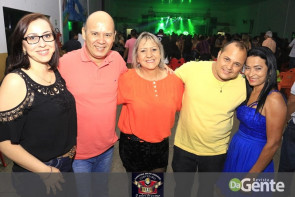 Confiram as fotos da festa "Nosso Baile" com o Grupo Eco do Pantanal