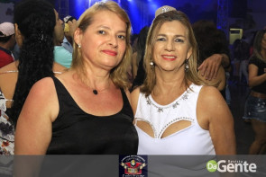 Confiram as fotos da festa "Nosso Baile" com o Grupo Eco do Pantanal