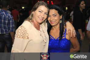 Confiram as fotos da festa "Nosso Baile" com o Grupo Eco do Pantanal