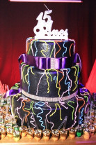 Dj por mais uma noite: Marcos Pierry foi Deejay  de debutante em Novo Horizonte do Sul.