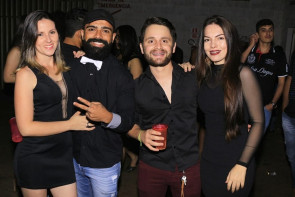 Dj por mais uma noite: Marcos Pierry foi Deejay  de debutante em Novo Horizonte do Sul.