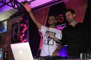 Dj por mais uma noite: Marcos Pierry foi Deejay  de debutante em Novo Horizonte do Sul.