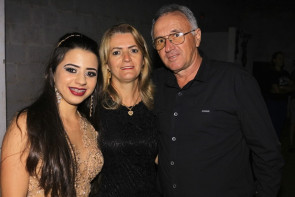 Dj por mais uma noite: Marcos Pierry foi Deejay  de debutante em Novo Horizonte do Sul.