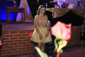 Dj por mais uma noite: Marcos Pierry foi Deejay  de debutante em Novo Horizonte do Sul.