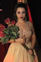 Dj por mais uma noite: Marcos Pierry foi Deejay  de debutante em Novo Horizonte do Sul.