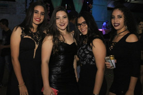 Dj por mais uma noite: Marcos Pierry foi Deejay  de debutante em Novo Horizonte do Sul.