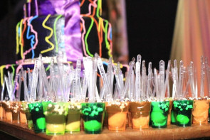 Dj por mais uma noite: Marcos Pierry foi Deejay  de debutante em Novo Horizonte do Sul.