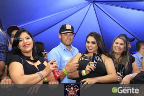 Confiram as fotos do show  Zé Neto e Cristiano e  Maiara & Maraisa