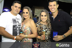 Confiram as fotos do show  Zé Neto e Cristiano e  Maiara & Maraisa