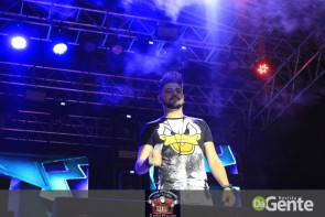 Confiram as fotos do show  Zé Neto e Cristiano e  Maiara & Maraisa