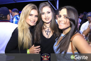 Confiram as fotos do show  Zé Neto e Cristiano e  Maiara & Maraisa