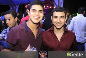 Confiram as fotos do show  Zé Neto e Cristiano e  Maiara & Maraisa