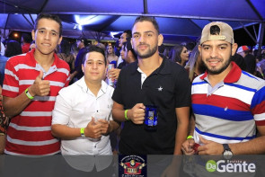 Confiram as fotos do show  Zé Neto e Cristiano e  Maiara & Maraisa