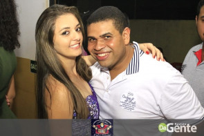 Confiram as fotos do "Baile do Chopp" com o grupo Minuano