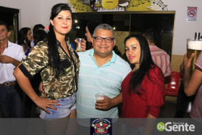 Confiram as fotos do "Baile do Chopp" com o grupo Minuano