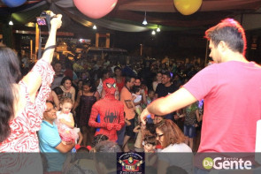 Confiram as fotos do "dia das crianças" na Cantina Mato Grosso