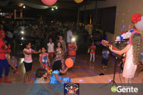 Confiram as fotos do "dia das crianças" na Cantina Mato Grosso