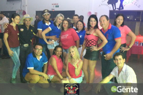 Confiram as fotos do 2° Baile do outubro Rosa