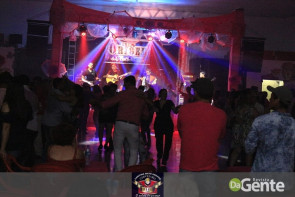 Confiram as fotos do 2° Baile do outubro Rosa