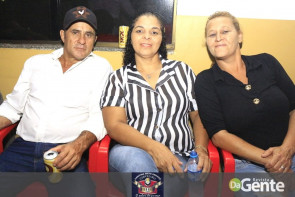 Confiram as fotos do 2° Baile do outubro Rosa