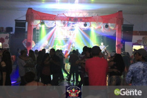 Confiram as fotos do 2° Baile do outubro Rosa