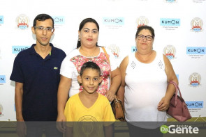 Kumon, Unidade Donomae Centro realiza diplomação e comemora seus 10 anos