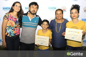 Kumon, Unidade Donomae Centro realiza diplomação e comemora seus 10 anos