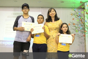 Kumon, Unidade Donomae Centro realiza diplomação e comemora seus 10 anos