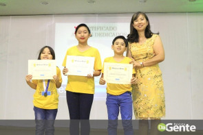 Kumon, Unidade Donomae Centro realiza diplomação e comemora seus 10 anos