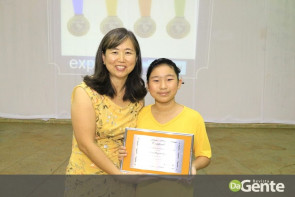 Kumon, Unidade Donomae Centro realiza diplomação e comemora seus 10 anos