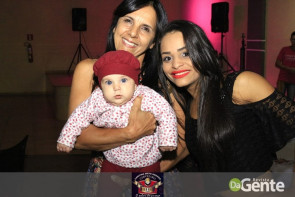 Confraternização: Professores se reunem e comemoram o dia do funcionário público