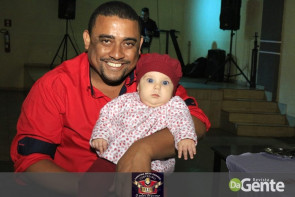 Confraternização: Professores se reunem e comemoram o dia do funcionário público