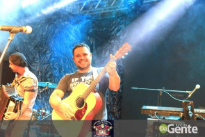 Confiram as fotos do show da banda Bonde do Forró