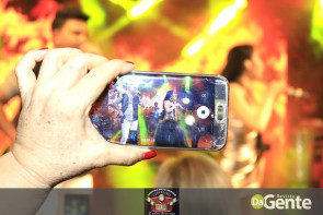 Confiram as fotos do show da banda Bonde do Forró