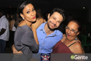 Confiram as fotos do show da banda Bonde do Forró