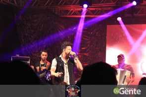 Confiram as fotos do show da banda Bonde do Forró