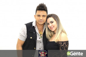 Confiram as fotos do show da banda Bonde do Forró