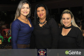 Confiram as fotos do show da banda Bonde do Forró