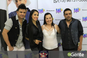 Confiram as fotos do show da banda Bonde do Forró