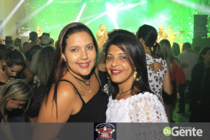 Confiram as fotos do show da banda Bonde do Forró