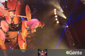 Confiram as fotos do show da banda Bonde do Forró