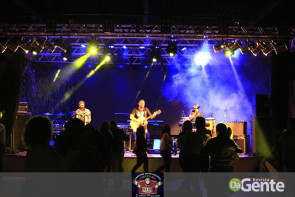 Confiram as fotos do show da banda Bonde do Forró