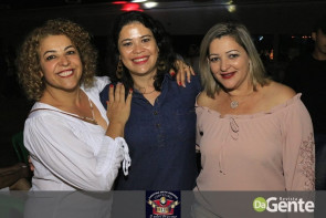 Confiram as fotos do show da banda Bonde do Forró