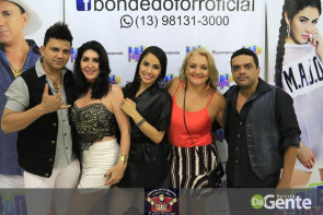 Confiram as fotos do show da banda Bonde do Forró