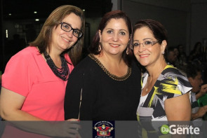 Confiram as fotos do show da banda Bonde do Forró