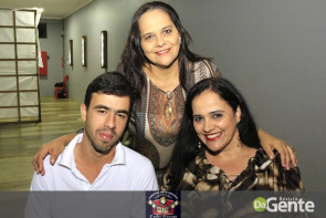 Confiram as fotos do show da banda Bonde do Forró