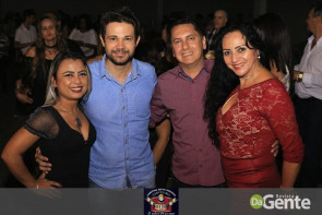 Confiram as fotos do show da banda Bonde do Forró