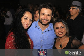 Confiram as fotos do show da banda Bonde do Forró