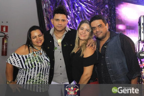 Confiram as fotos do show da banda Bonde do Forró