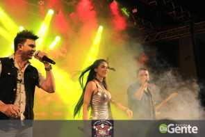 Confiram as fotos do show da banda Bonde do Forró